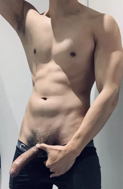 Never shaved my pubes