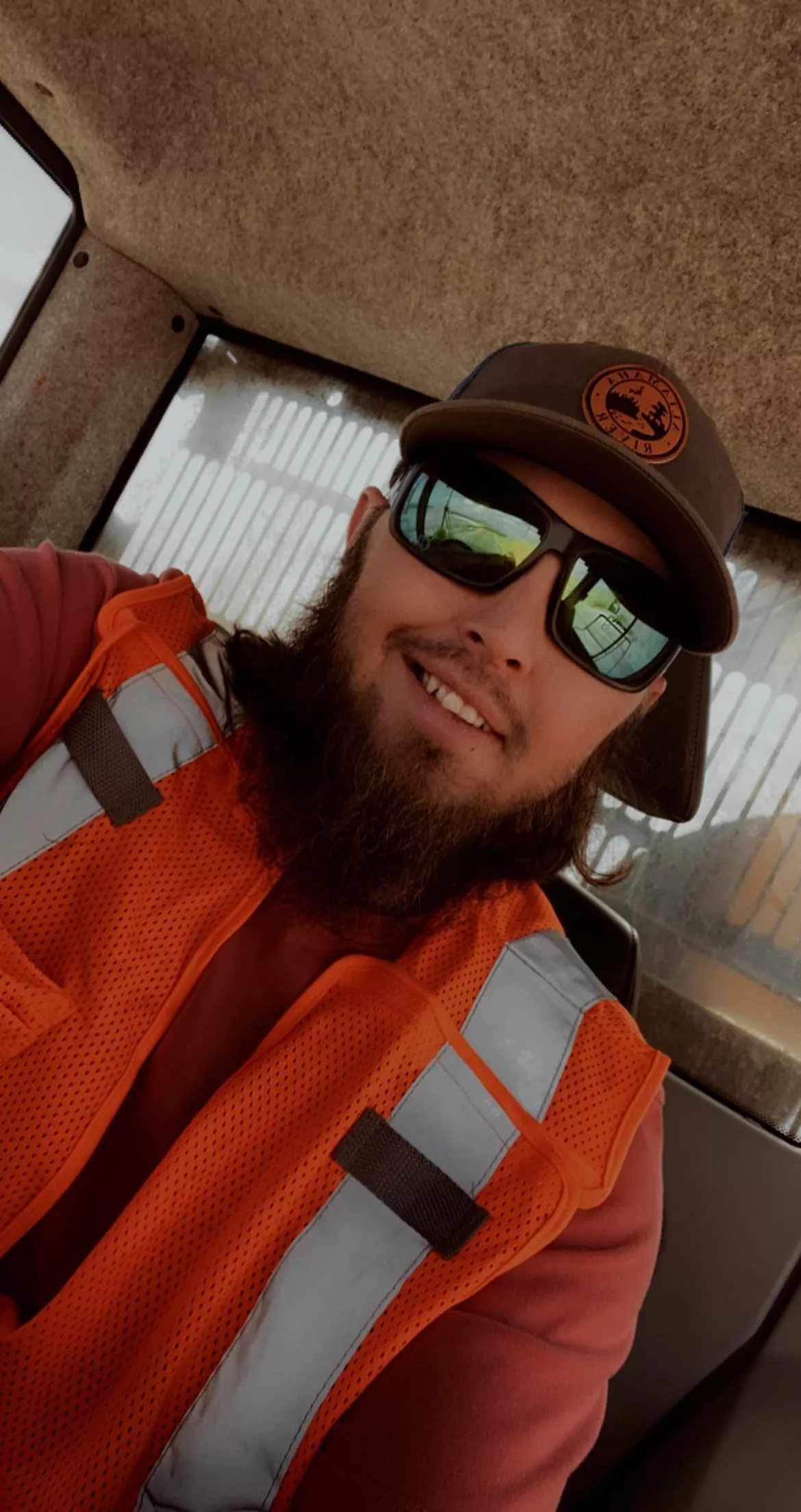 New here. Hope you like dad bods😈😈😈