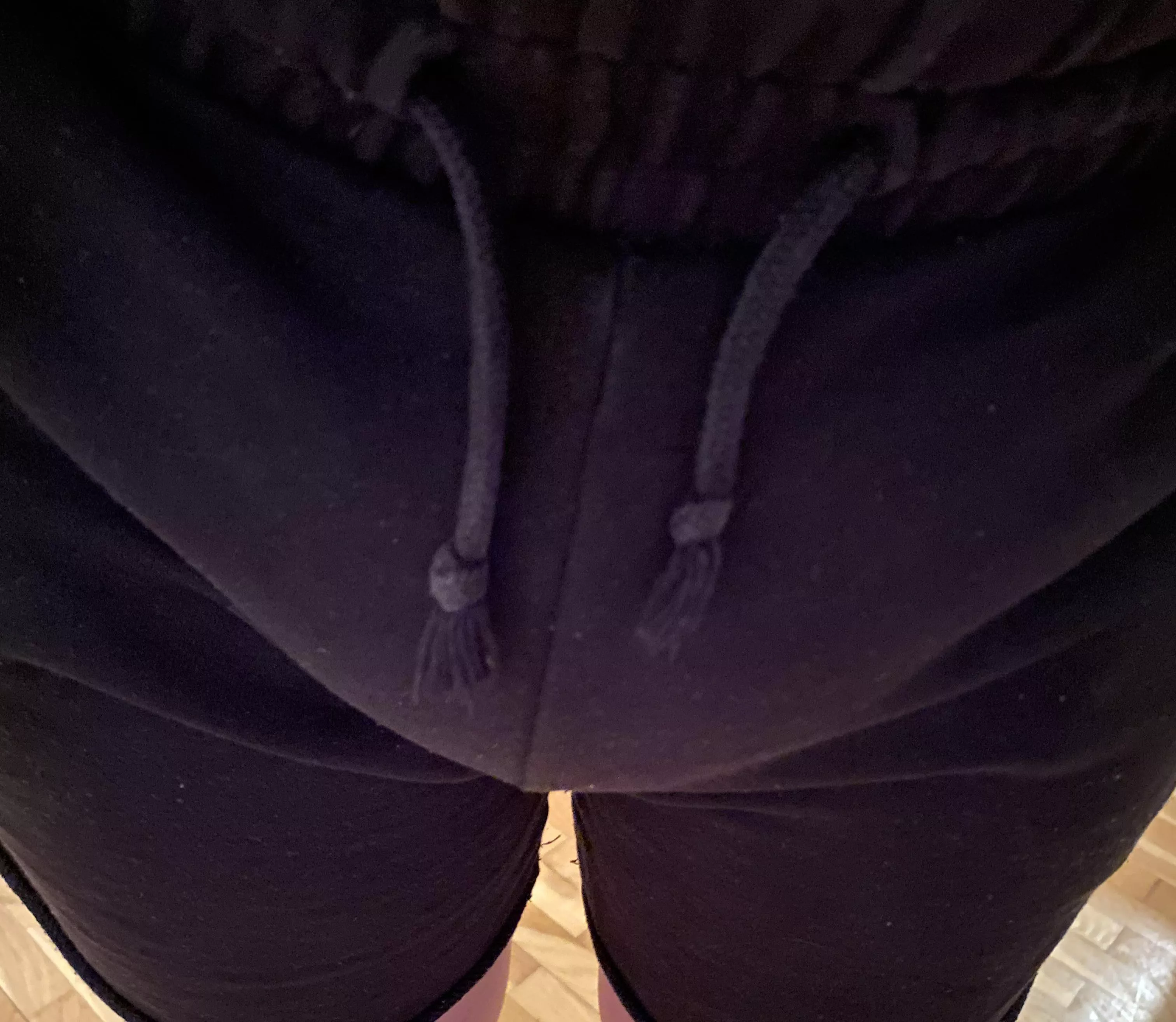 No one will know im wet… right??