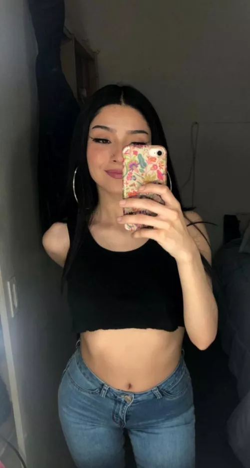 React and u might get free access to my OF💦😏