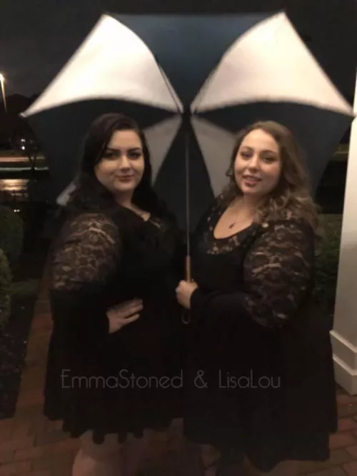 Saw this photo of @fatemmastoned and I from Halloween 4 years ago and I just can’t ask for a better best friend, Ilysm ❤️