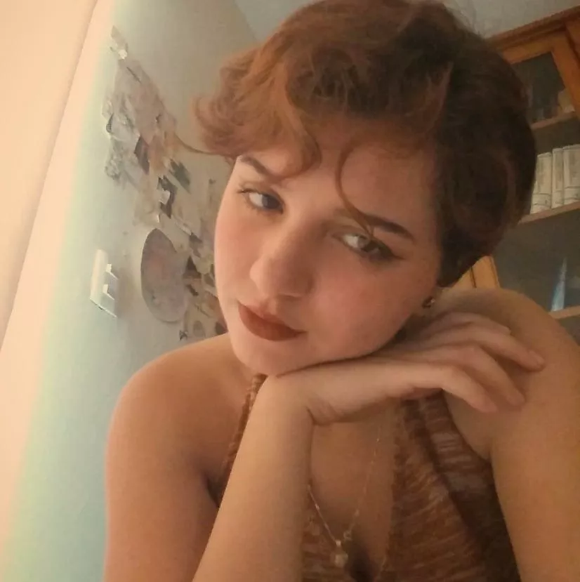 She needs a bull to dominate her 😈