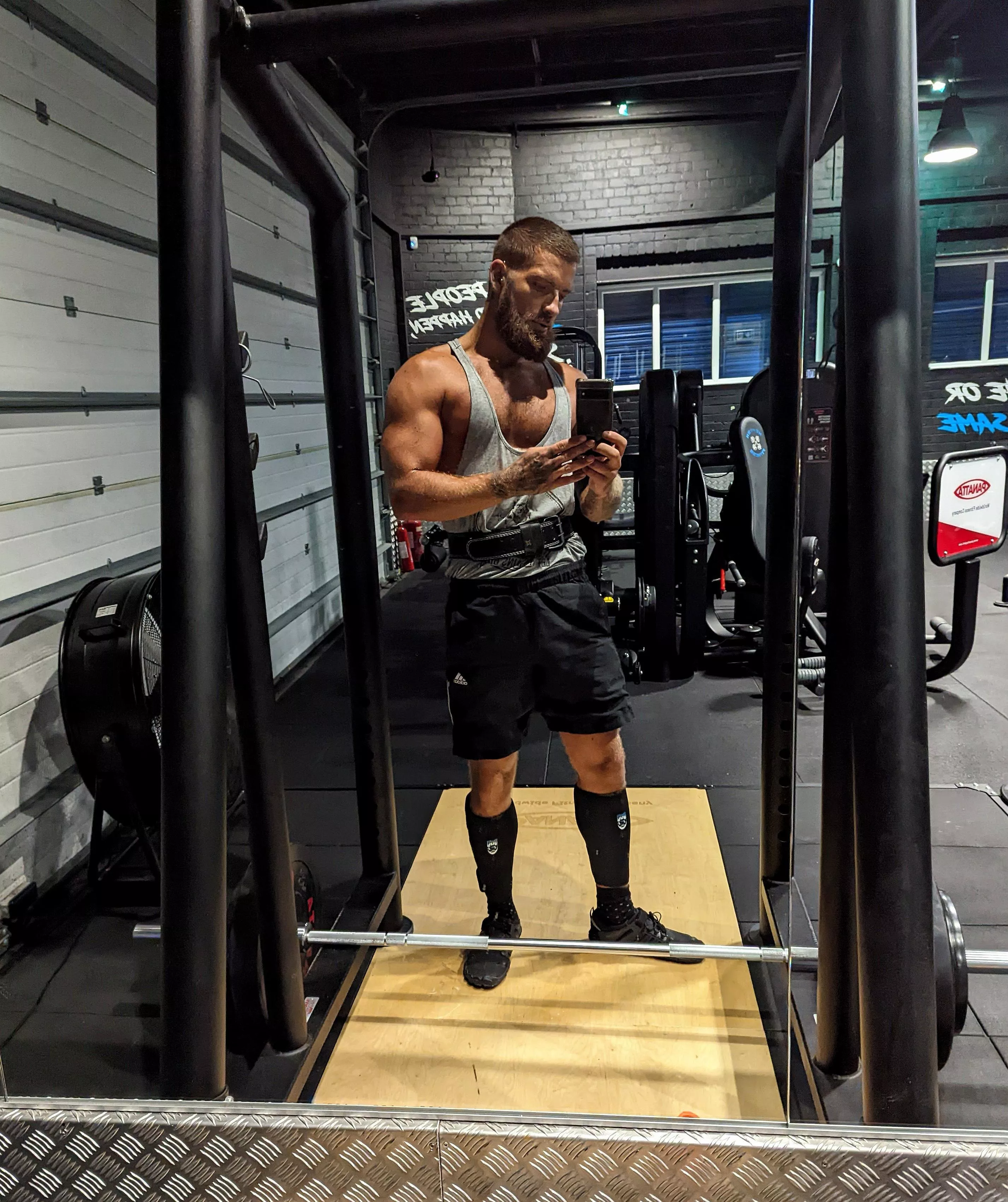 Smashed leg day... but feel pumped all over 💪🏼