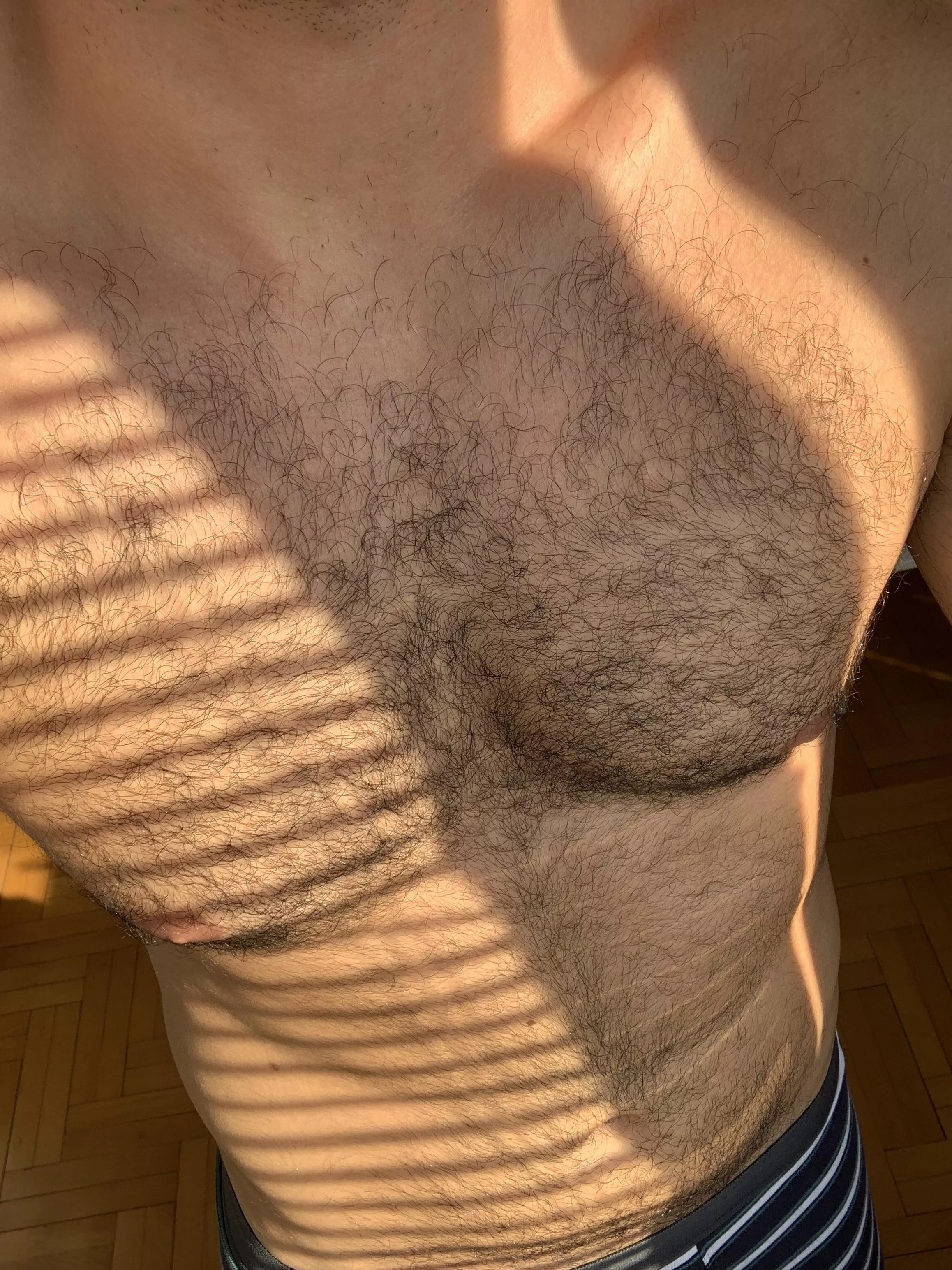 Sunkissed hairy chests ☀️👅💦