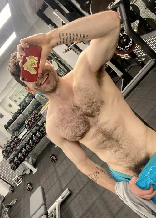 Taking advantage of the gym’s ‘comfortable’ dress code