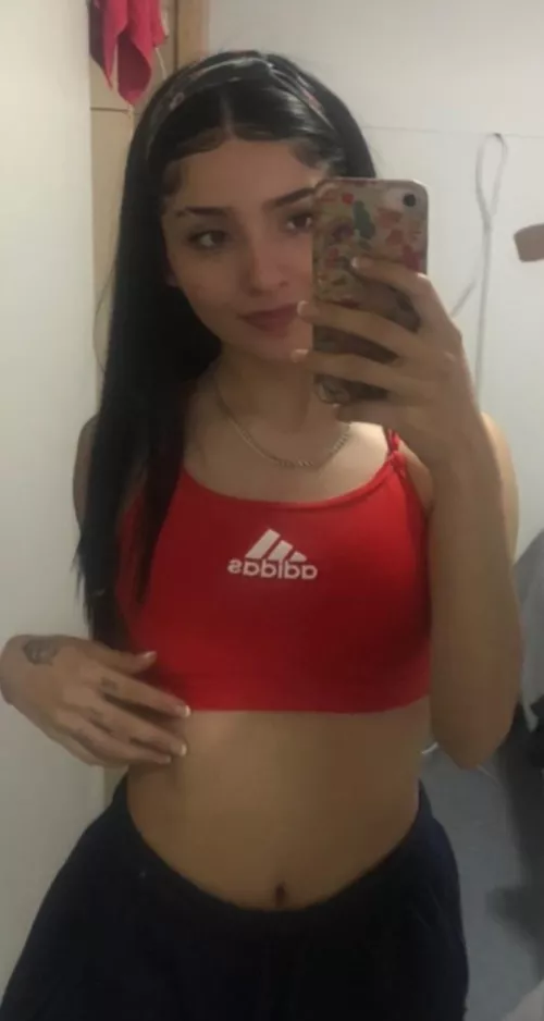 Thumb up and I'll suprise you on OF 😝