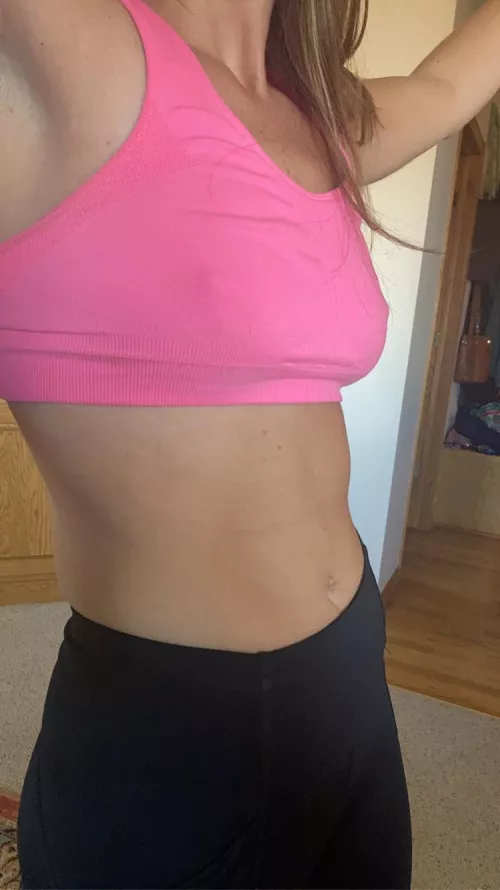 Time to go for a run! Move those bodies 🙌😘