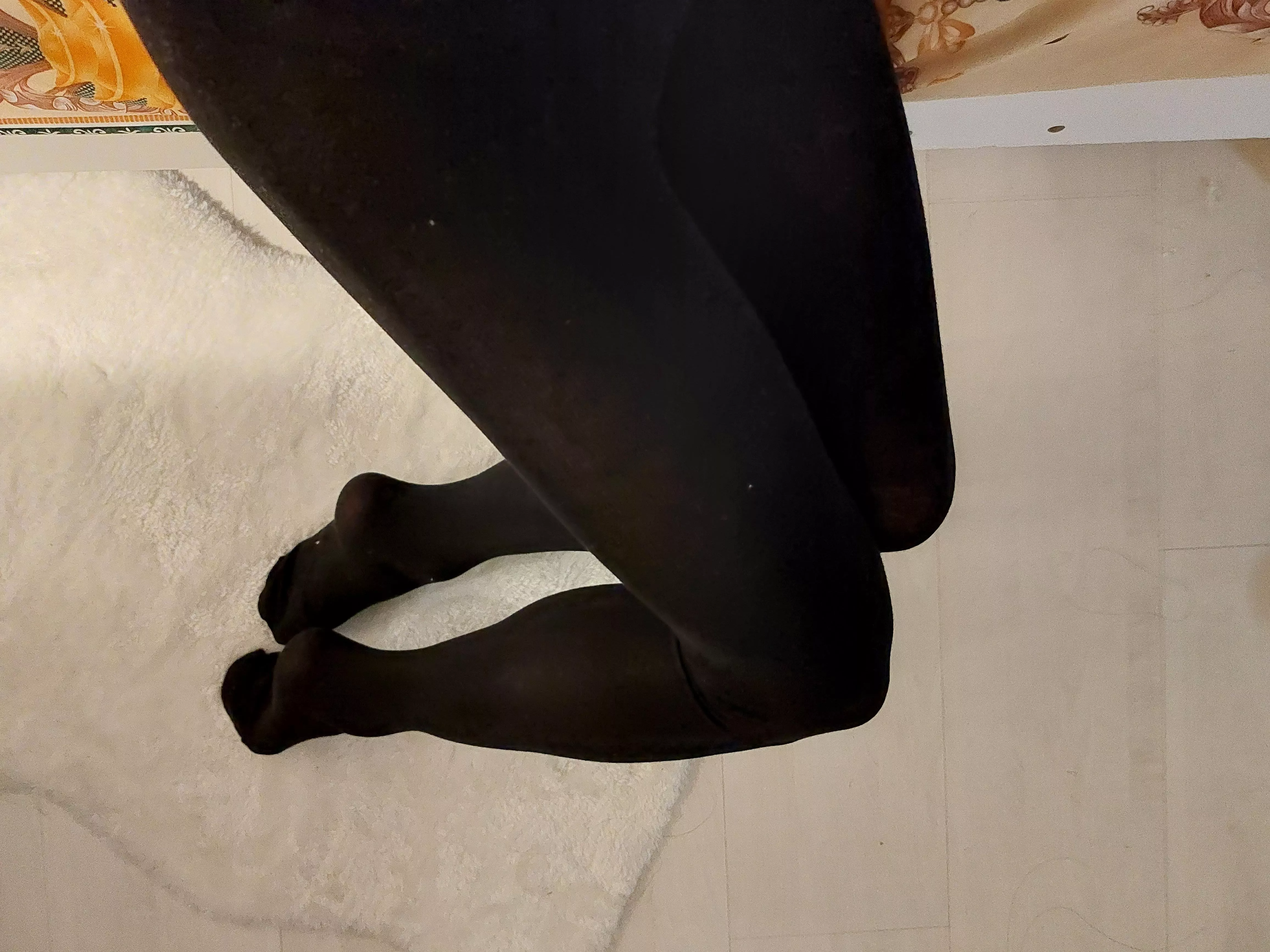 Today we've got black cotton tights!