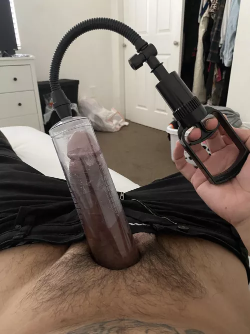 Trying out 25$ pump from Adam&Eve