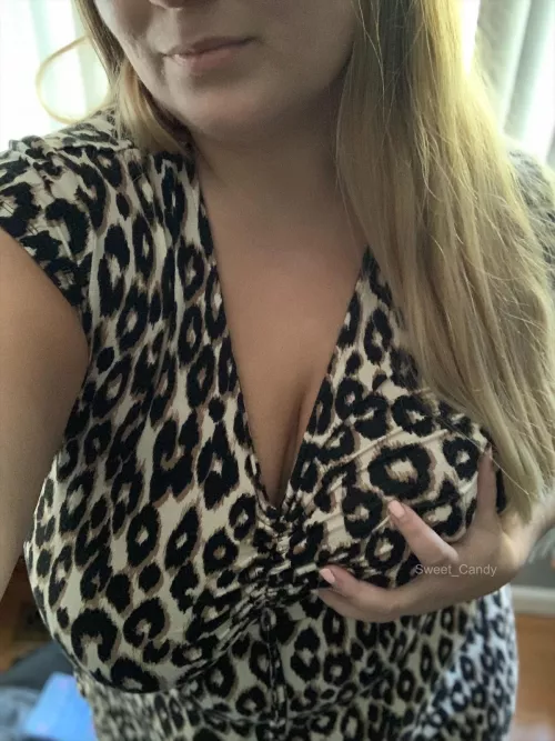 Want a peek don’t you