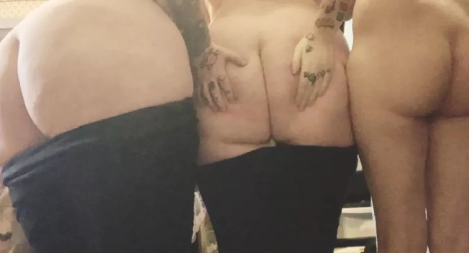 whoever said 3s a crowd, i disagree 😈