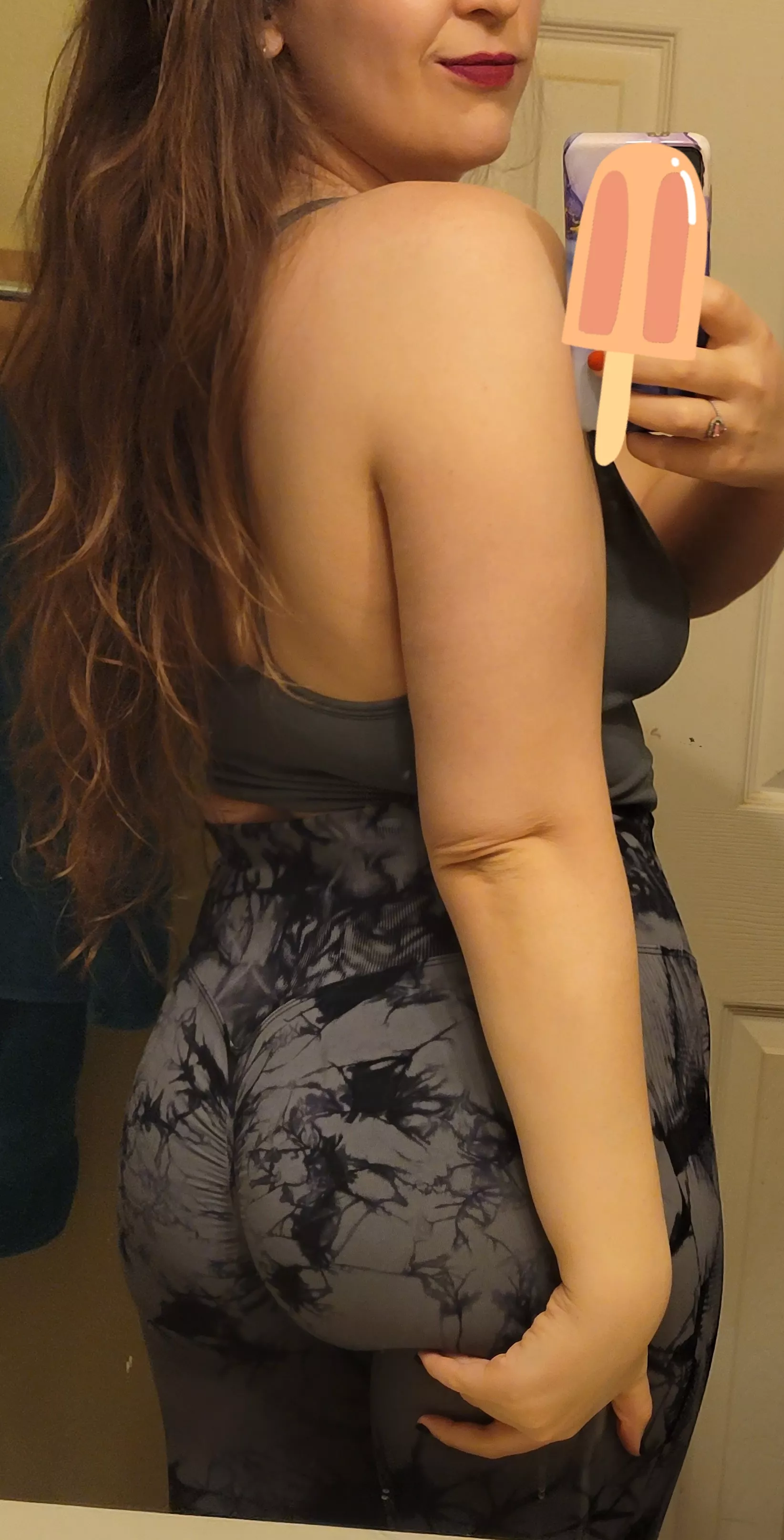 Wondering if you'd want to watch me work out in these yoga pants