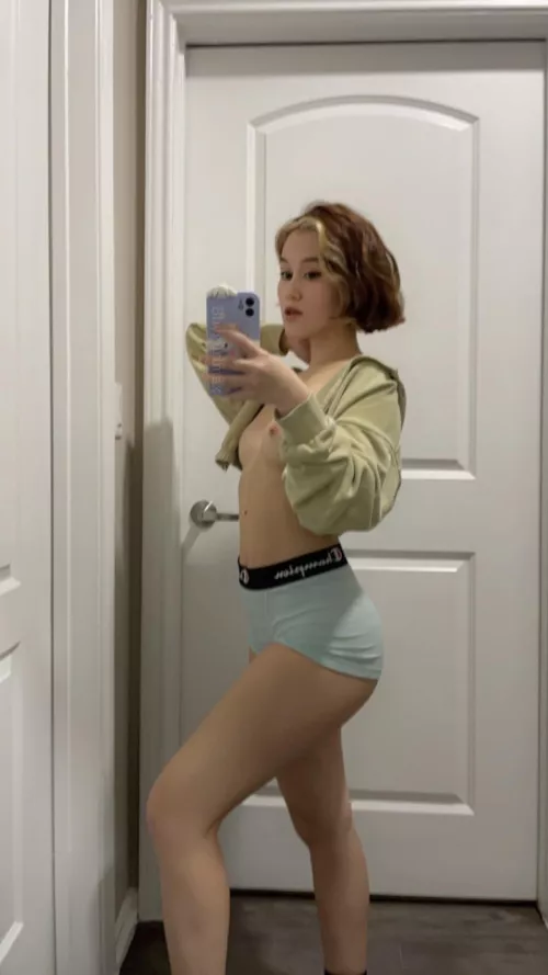 Would you swipe right on me?👀