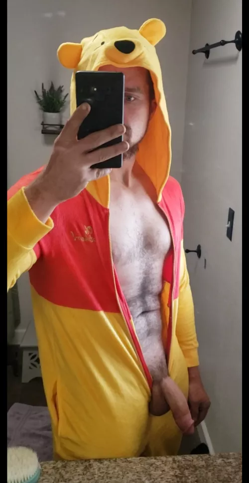 (35) What do you think of daddy's costume? Do I make a good pooh bear?