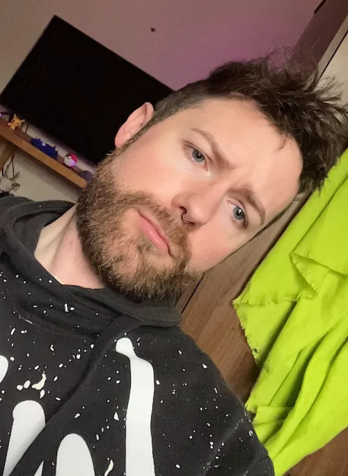 A graduate struggling to get a job, send help please 😫