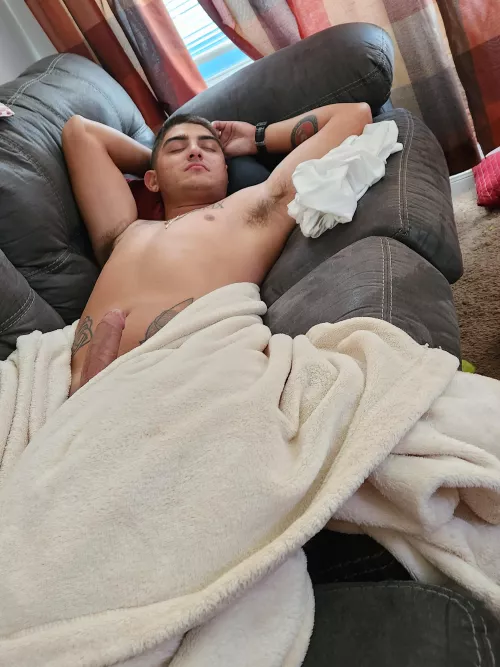 a nap after a nice fuck session 🤤🥵