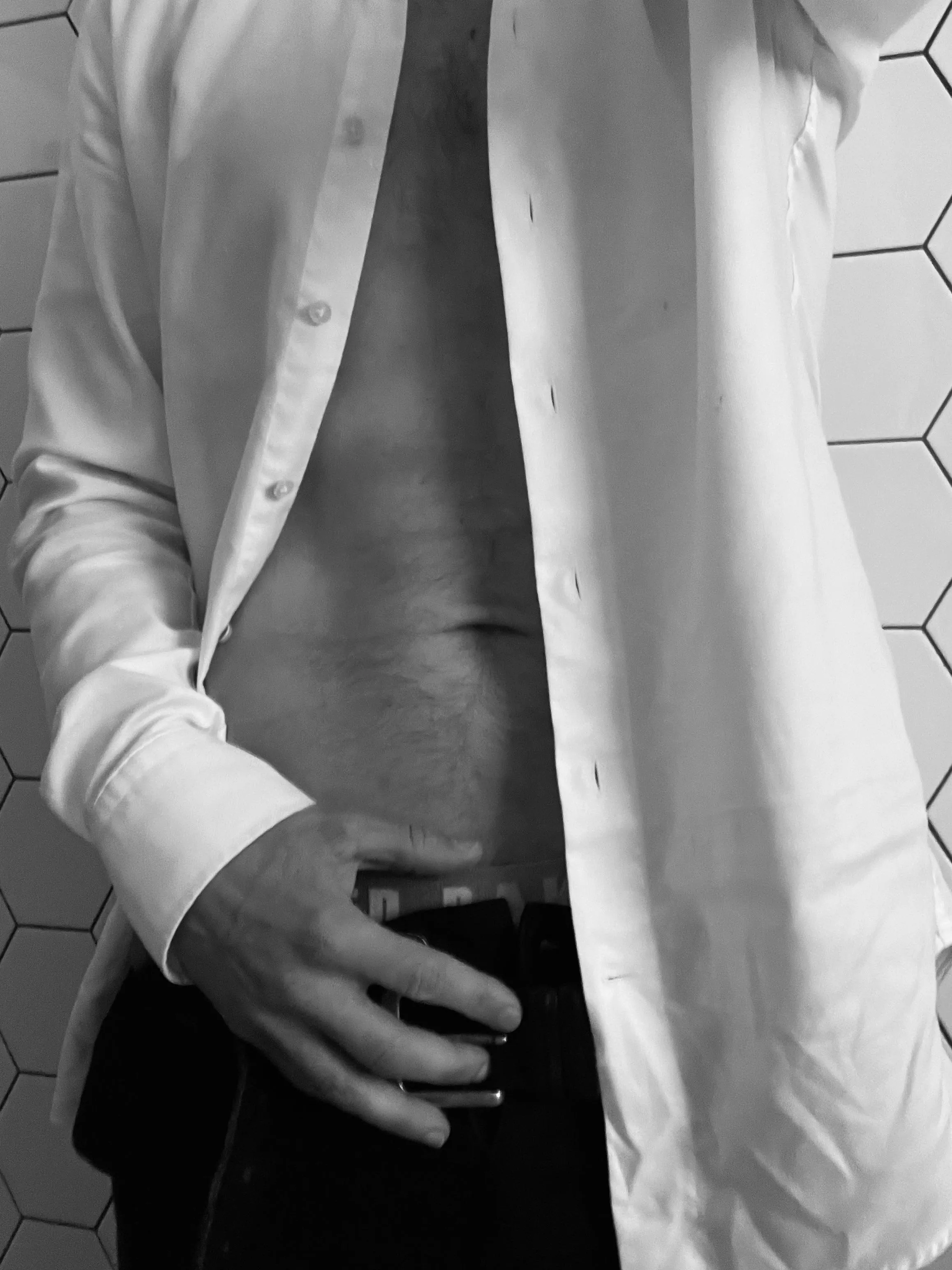 A sneaky shot, a sneaky post…