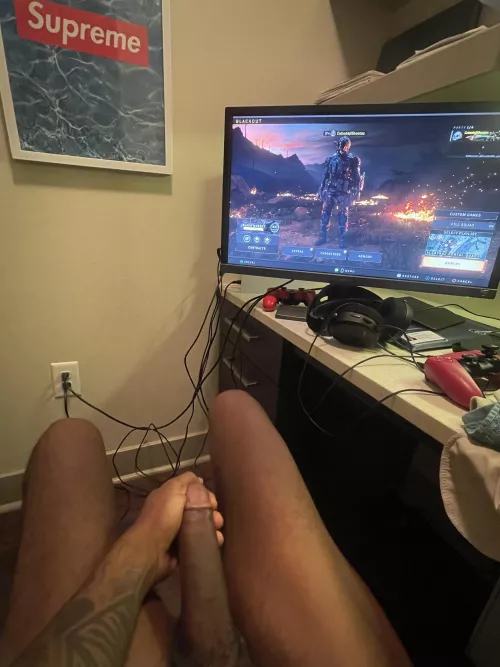 Add my Twitter @kengdingling