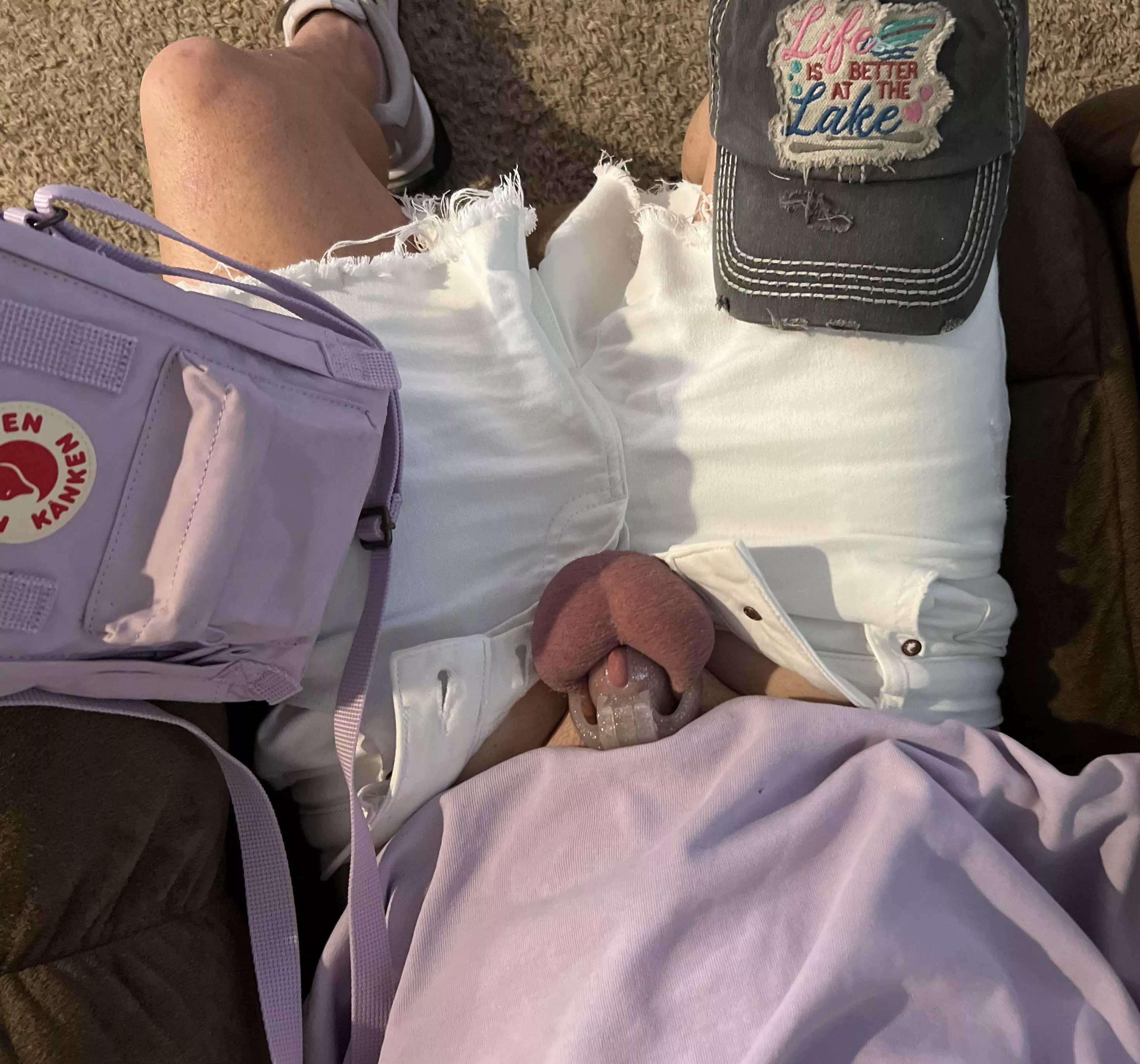 Asked my sissy for a outfit and cage ✅ picture! So cute 🥰 🤏🏻