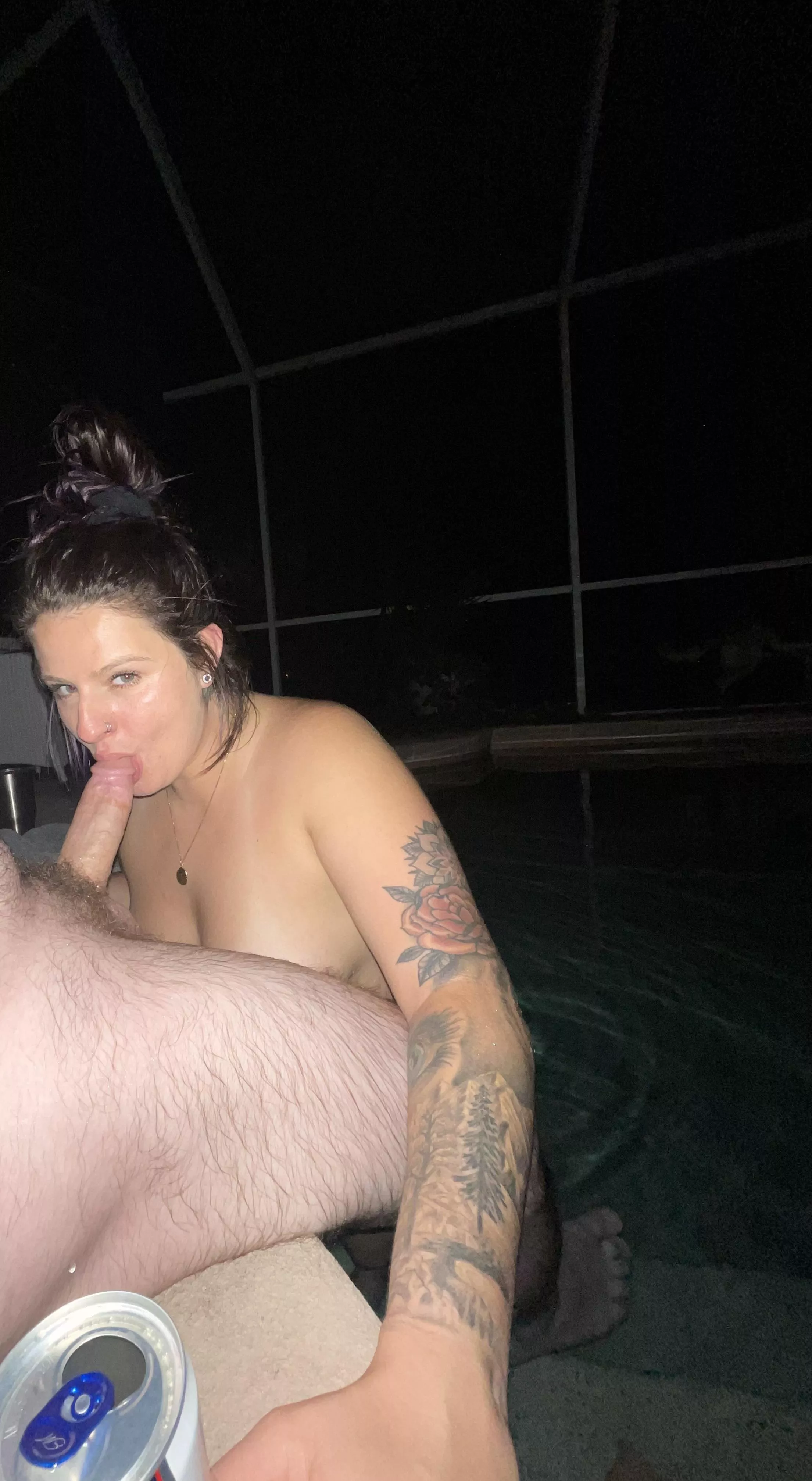 Beer and blowjobs!😇🤤🤤😍