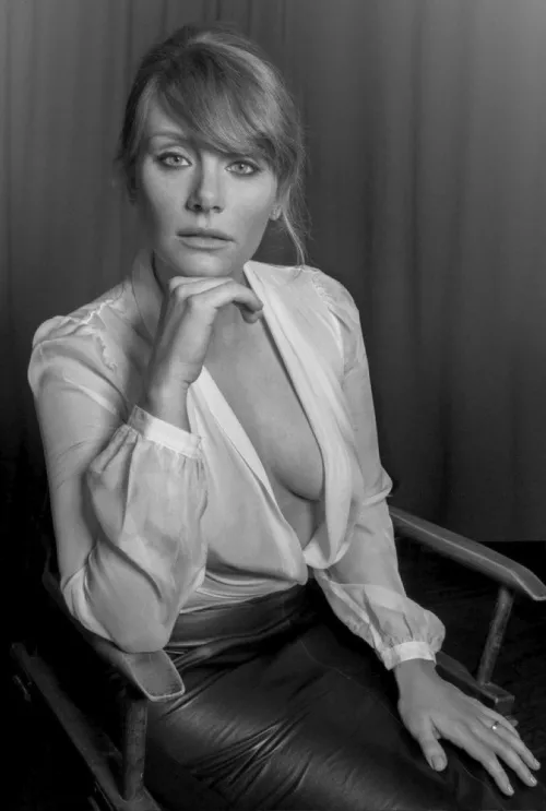 Bryce Dallas Howard!