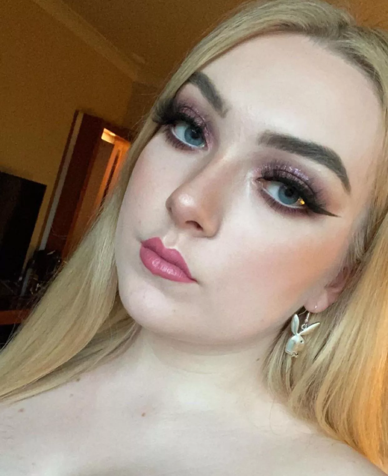 Come to mommy !!Dm mommy