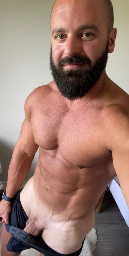 Craving a pair of tits to cum all over