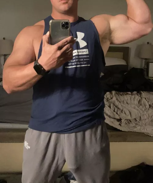 Daddy is busy getting jacked [36]