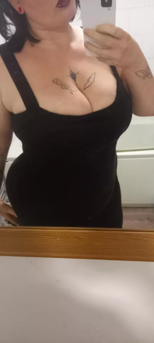 F26 for F🦄 to have some fun with ;) while M33 watches/fucks me Bolsover, Chesterfield UK pm me for more pics ;)