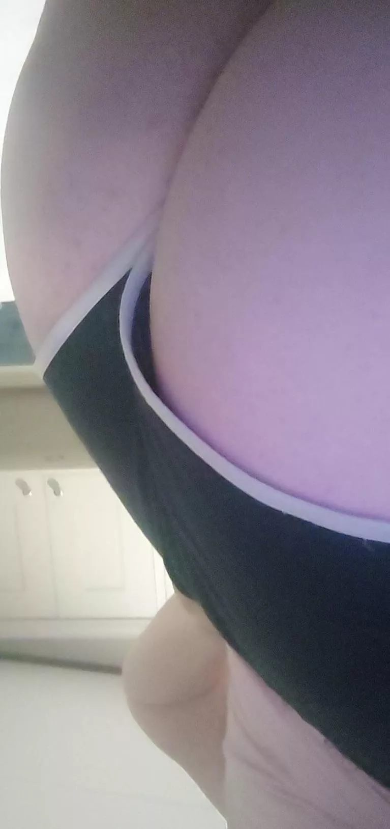First time showing my ass /18
