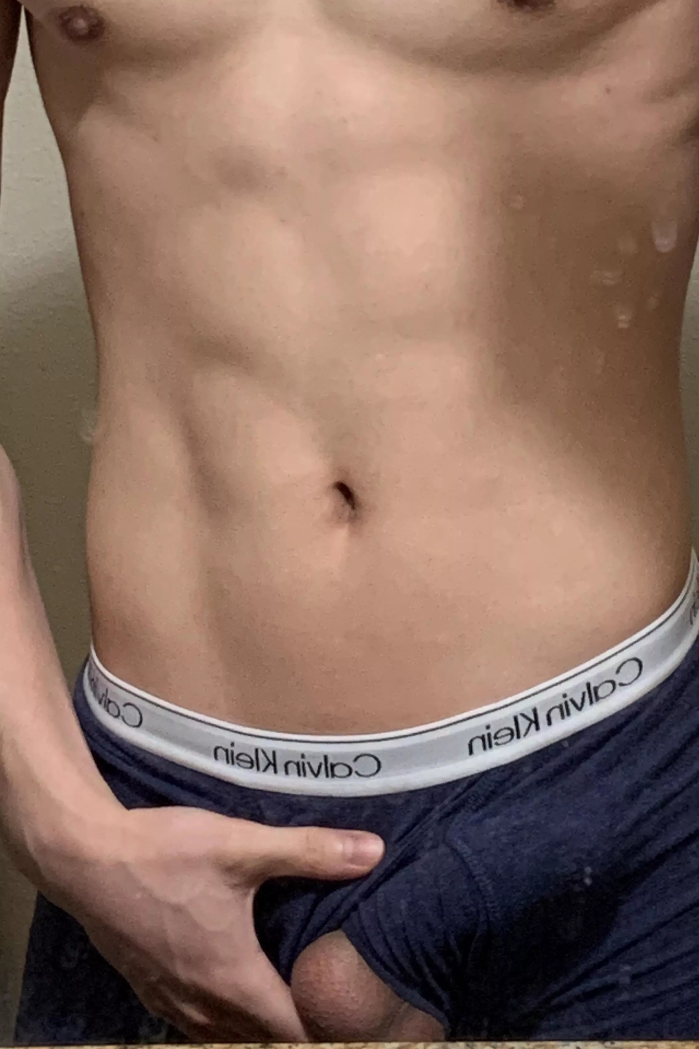 Girls Dm Me For More