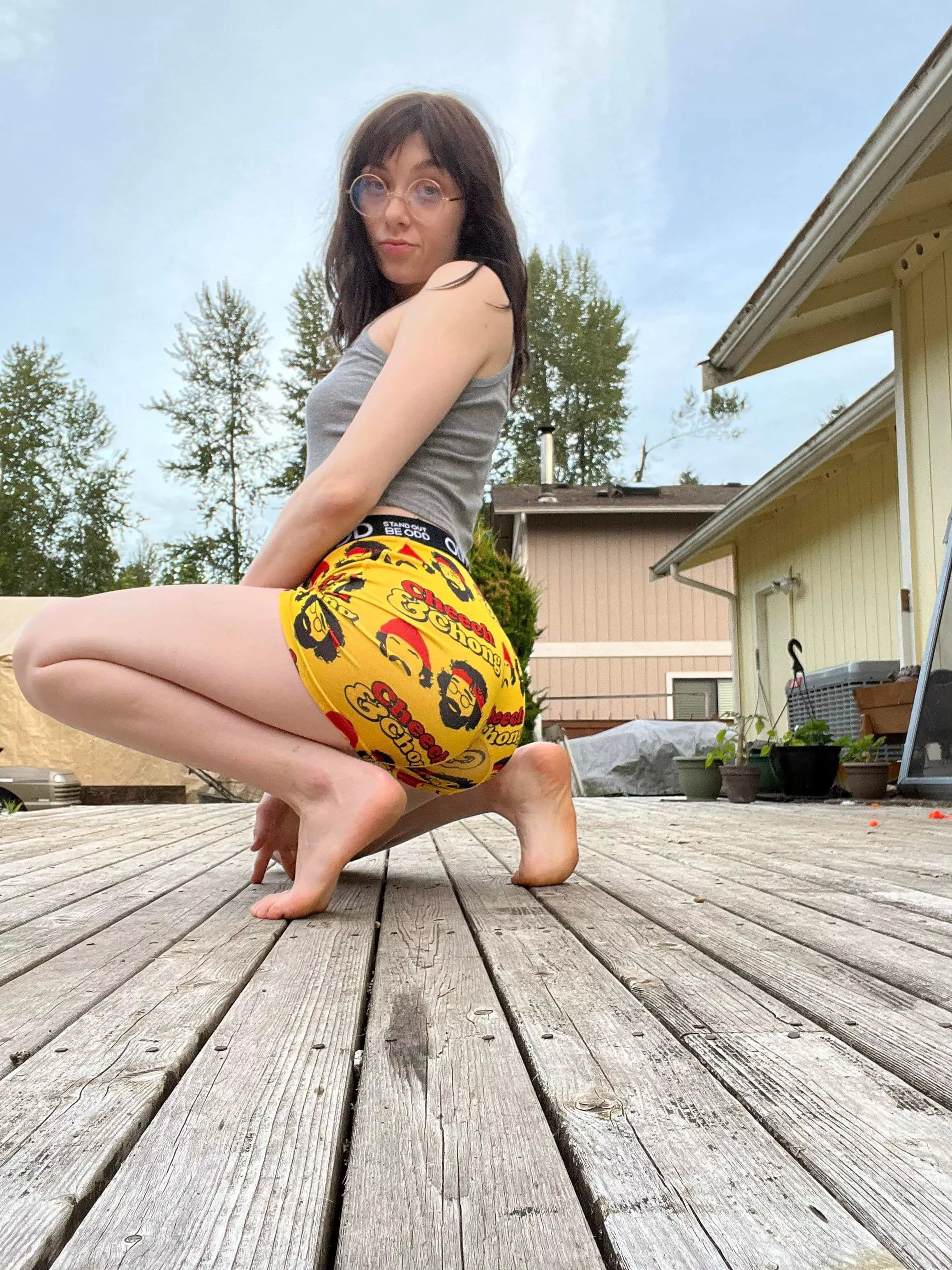 Here’s some booty for ya 😏