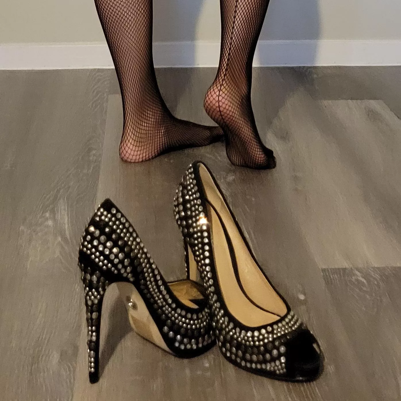 how do I look in these. I'm 41 latina milf who likes to show off panties and feet