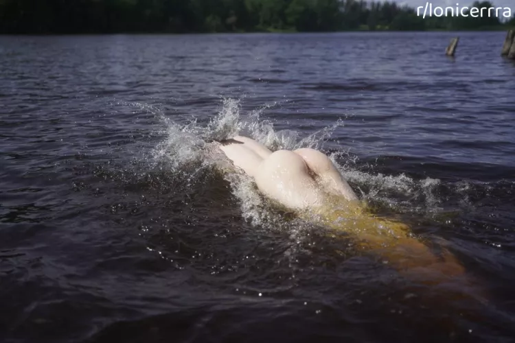 I love swimming naked