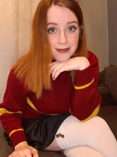 I think I make a pretty good Ginny Weasley 💪