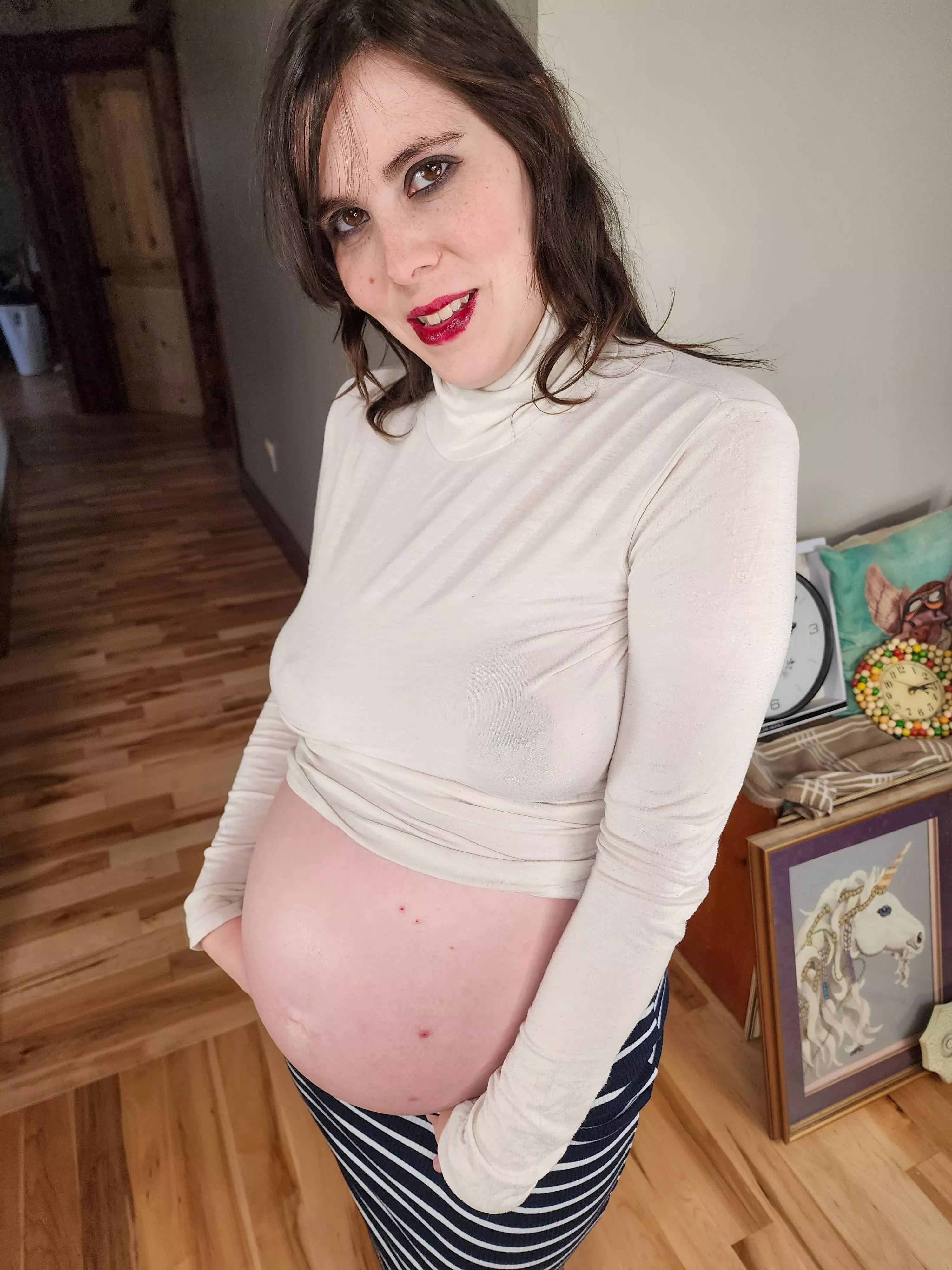 I want you to aim for my button