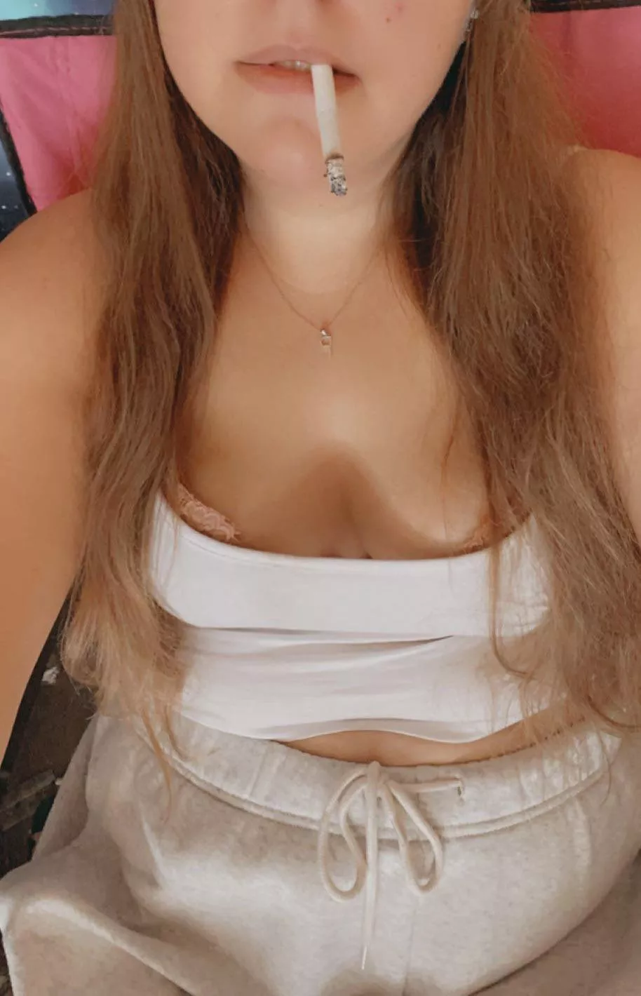 I’ll look you right in the eyes while I suck your dick only stopping to inhale some sweet smoke 💨👅