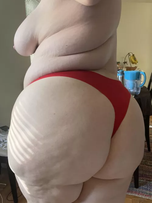 I'm wearing too many clothes 🤭😈