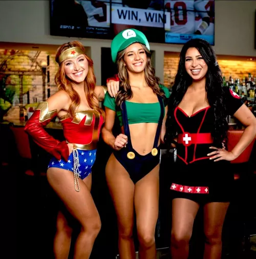 In which order would you prefer these beautiful ladies?