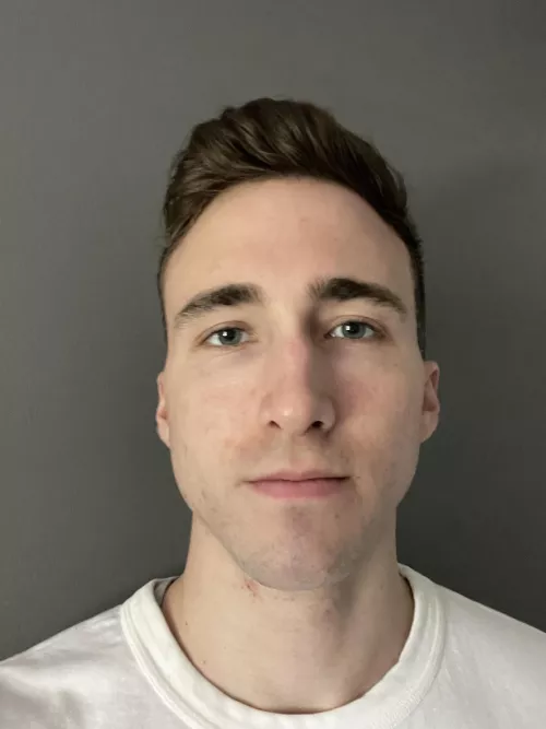 Jus a new haircut mugshot 🤣💕