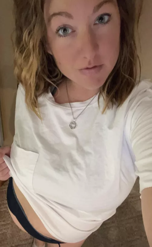 Just a little cock teaser for you all this morning 🤤🤤🤤