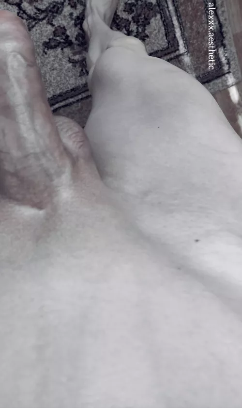 Just imagine yourself sissy with my cock in your mouth while I hold your hands and face fuck you. 💪😈