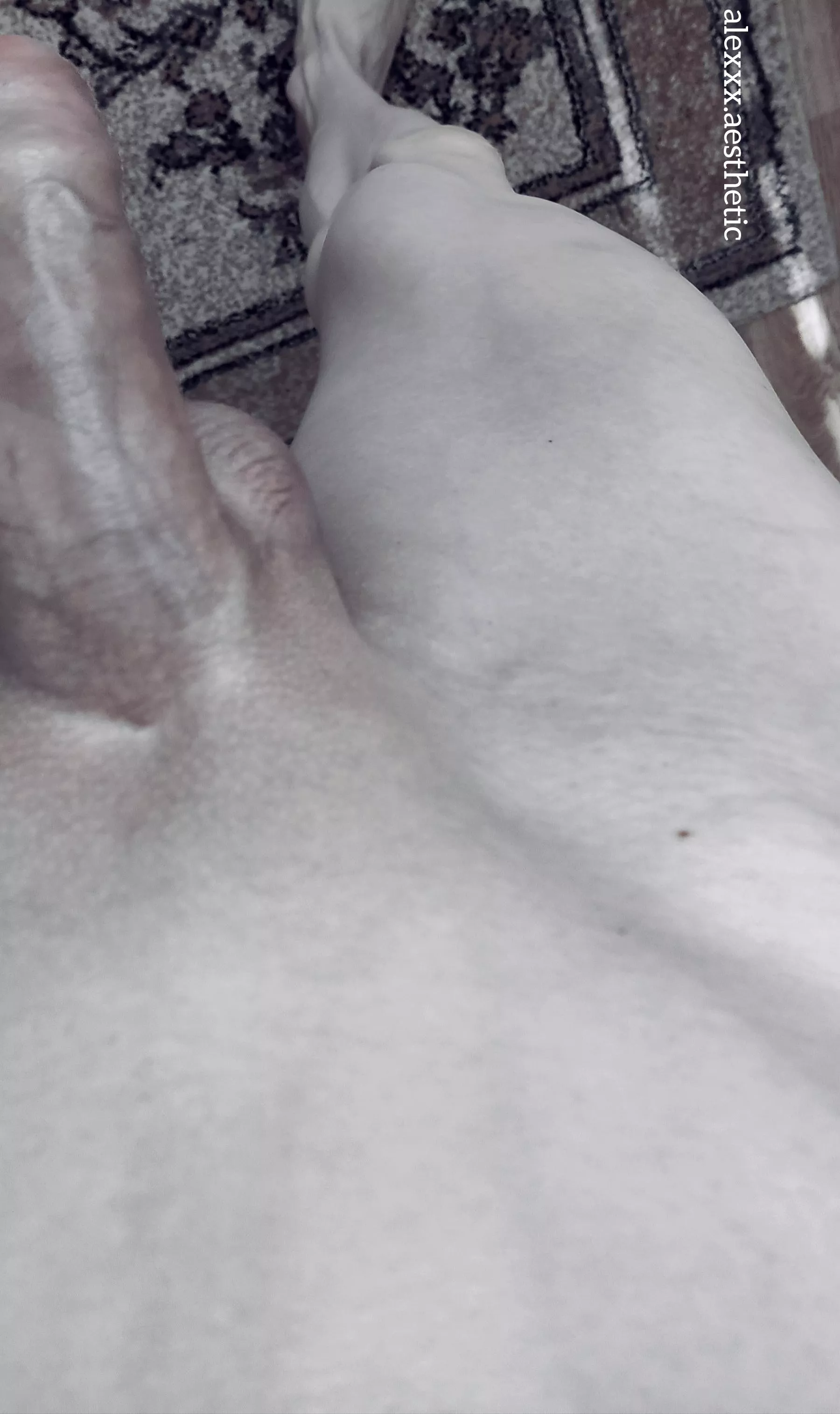 Just imagine yourself sissy with my cock in your mouth while I hold your hands and face fuck you. 💪😈