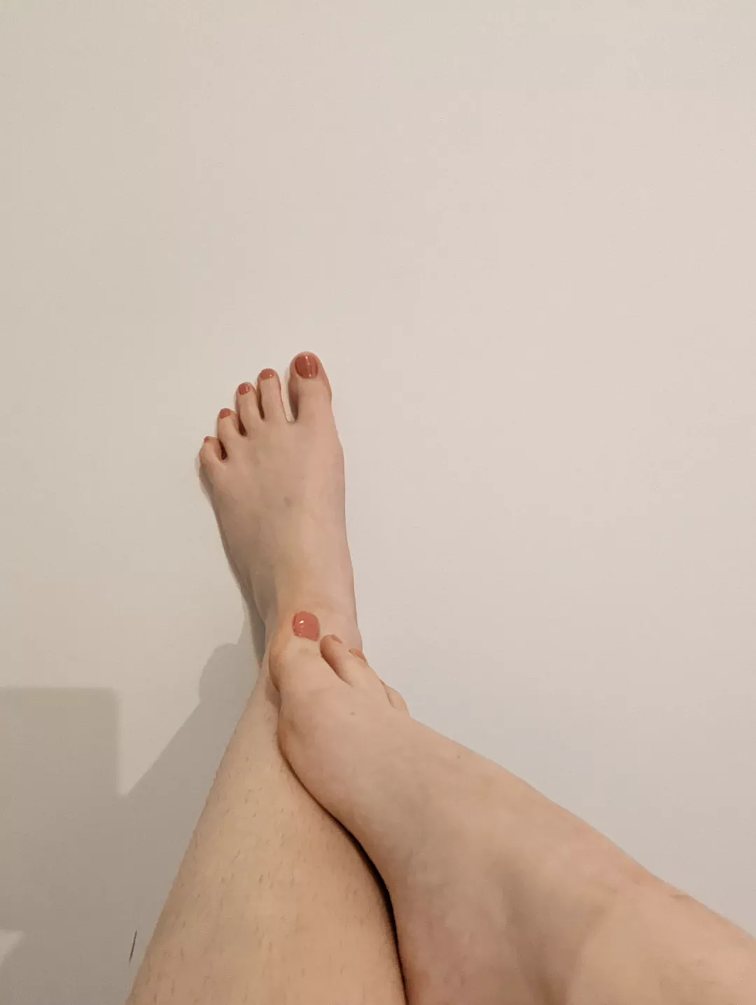 Just painted my toes 😍 How do they look?