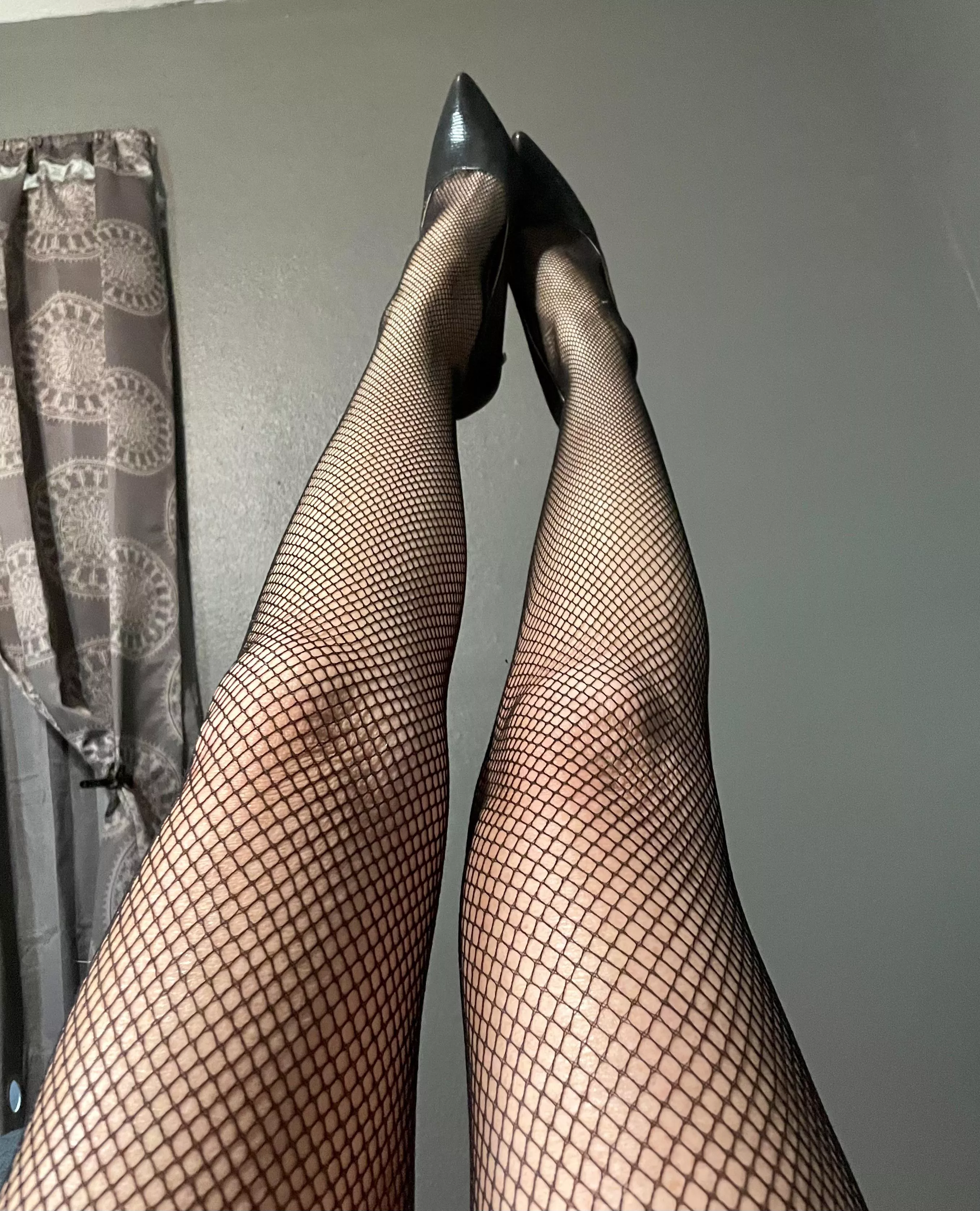 Legs for days, baby! [56f]