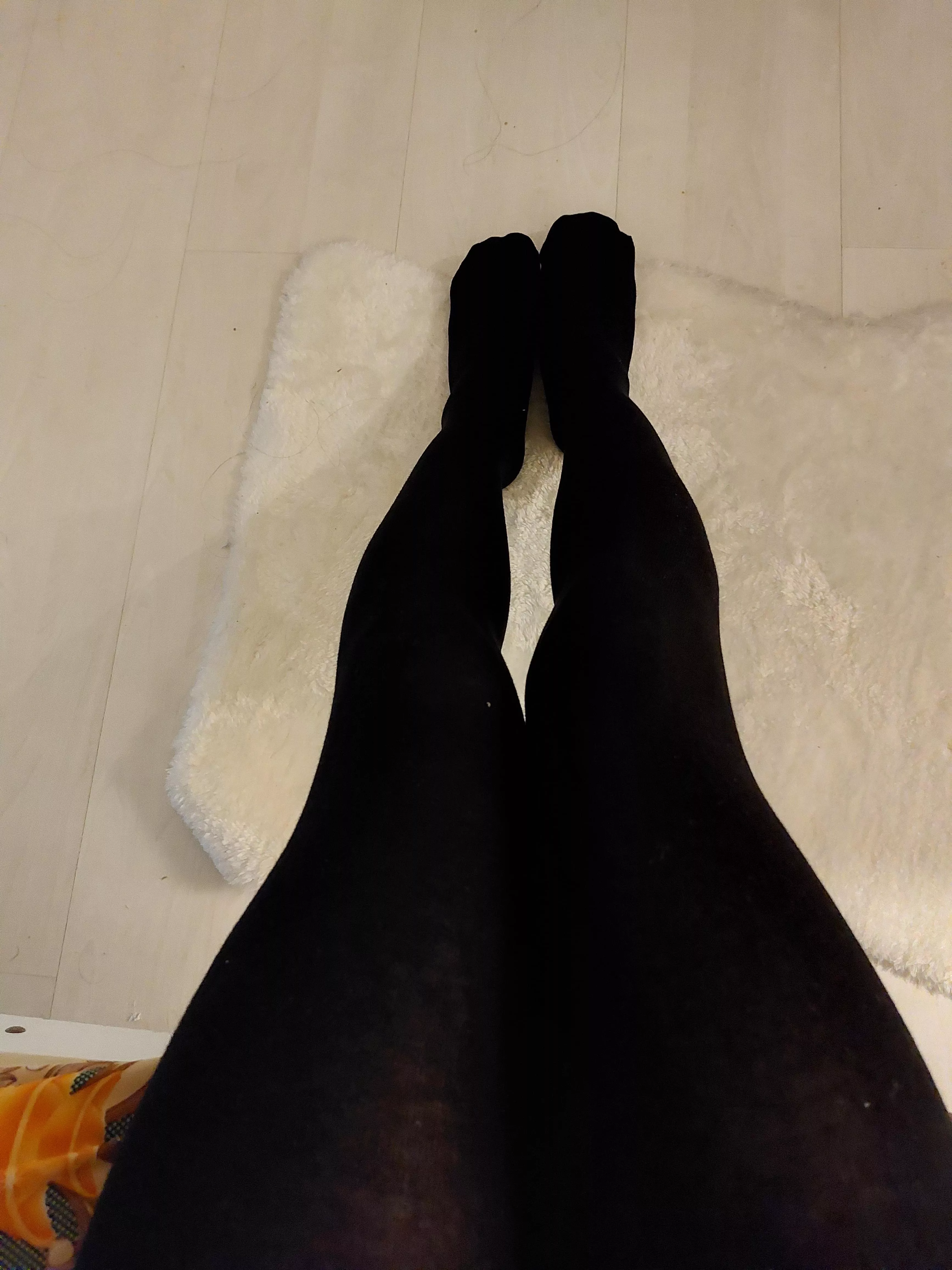 More black cotton tights!