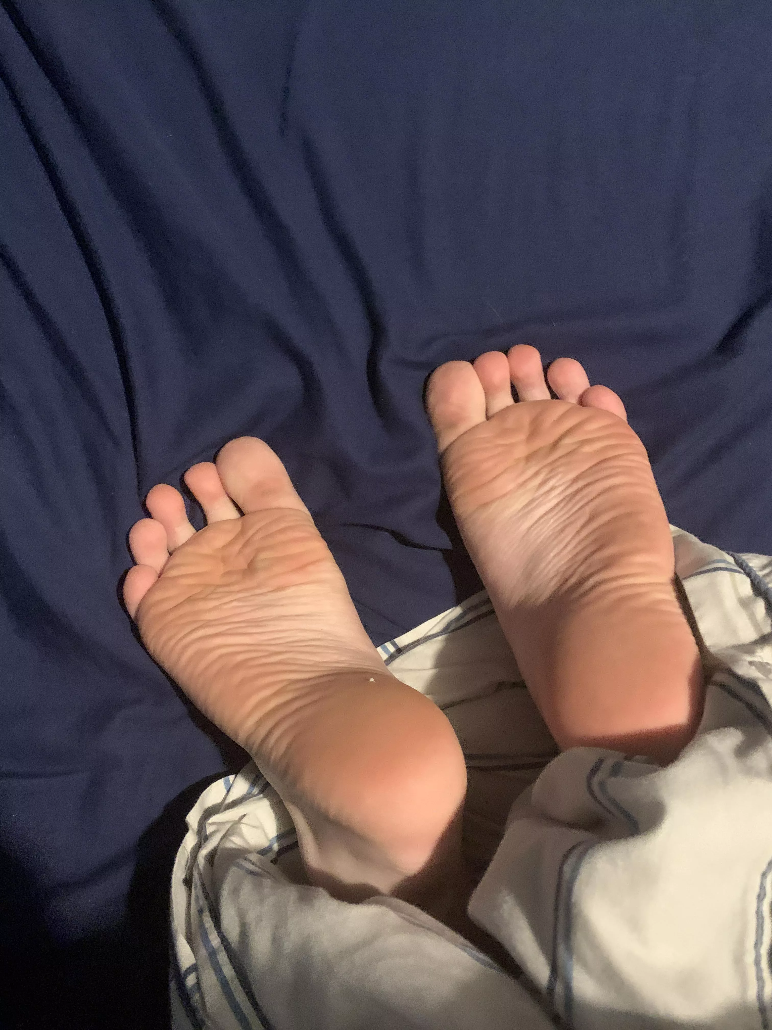 My feet all wrapped up and exposed, hope no lers are around to get them!