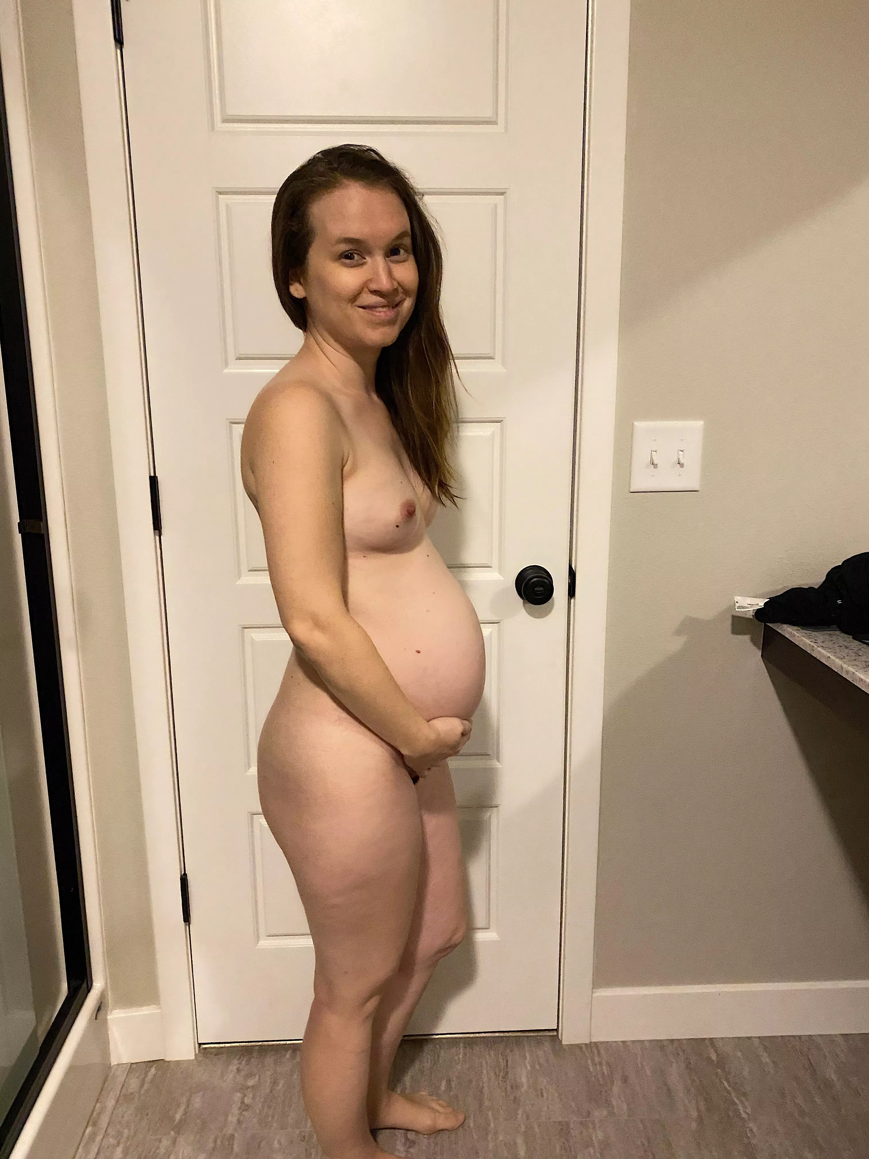 No need for a condom, come fuck me raw ;)