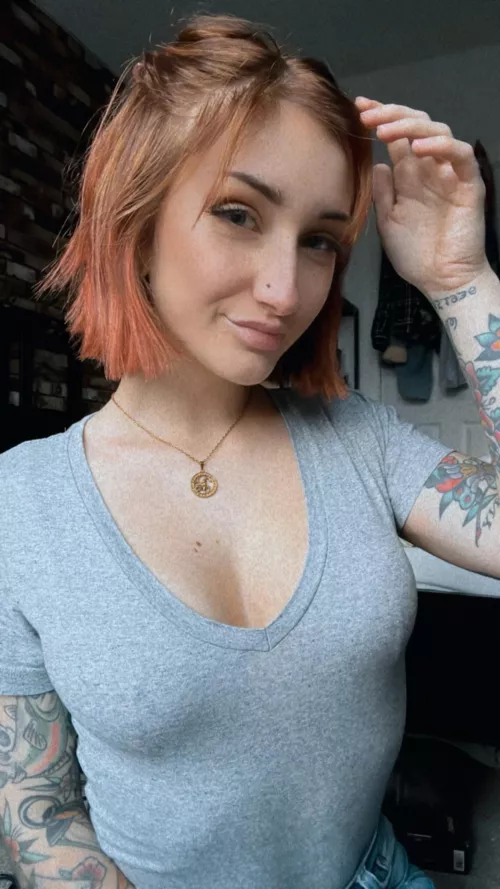 not even remotely nsfw, hope that’s ok tho 🤭 [f]