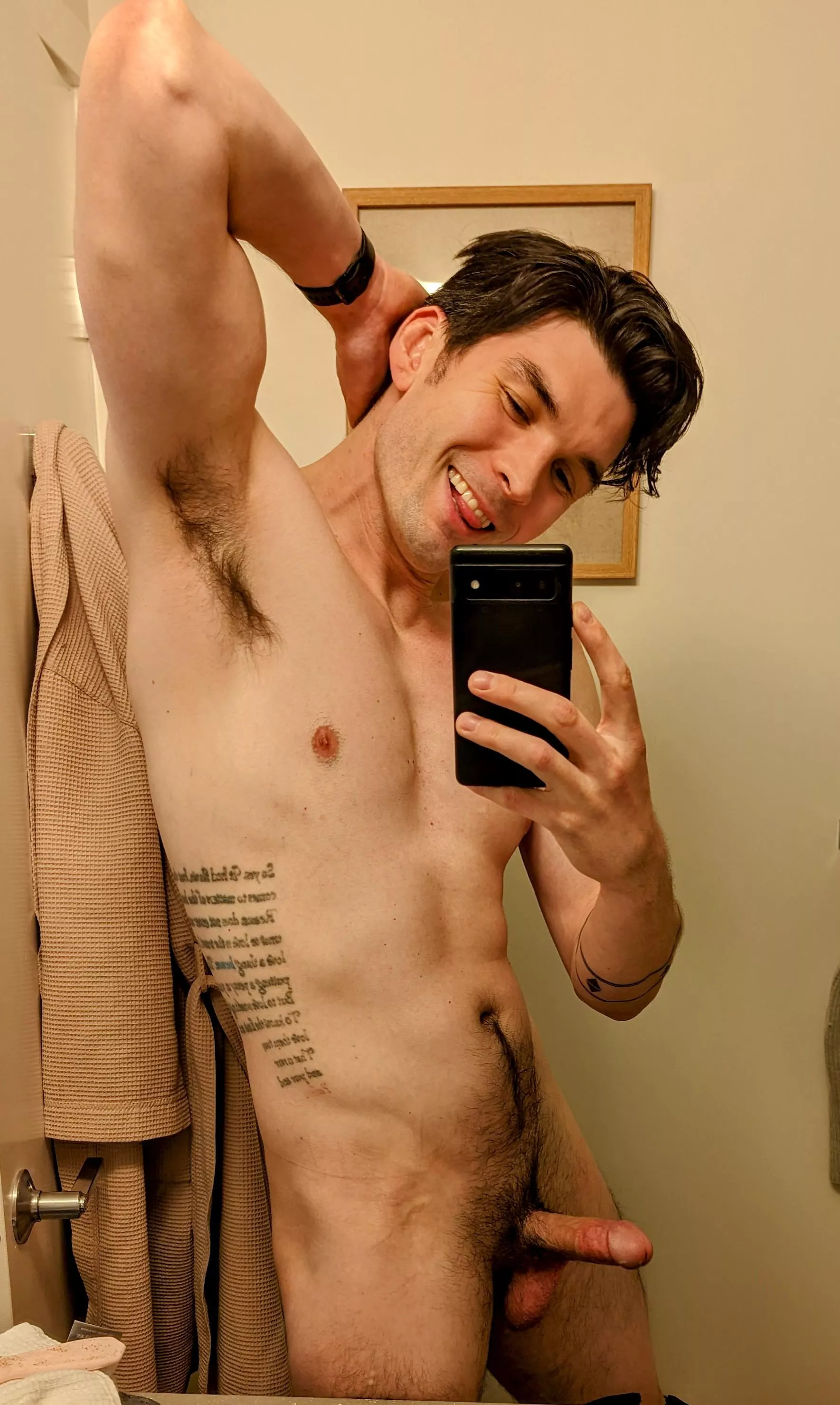 One day I'll get more creative than a mirror selfie